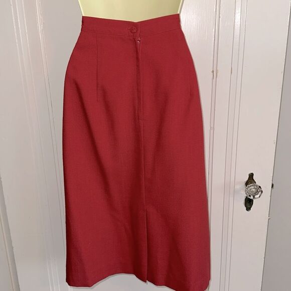 Vintage 70s/80s Valerie Peyton Red Polyester/Rayon Straight Skirt - Picture 5 of 8